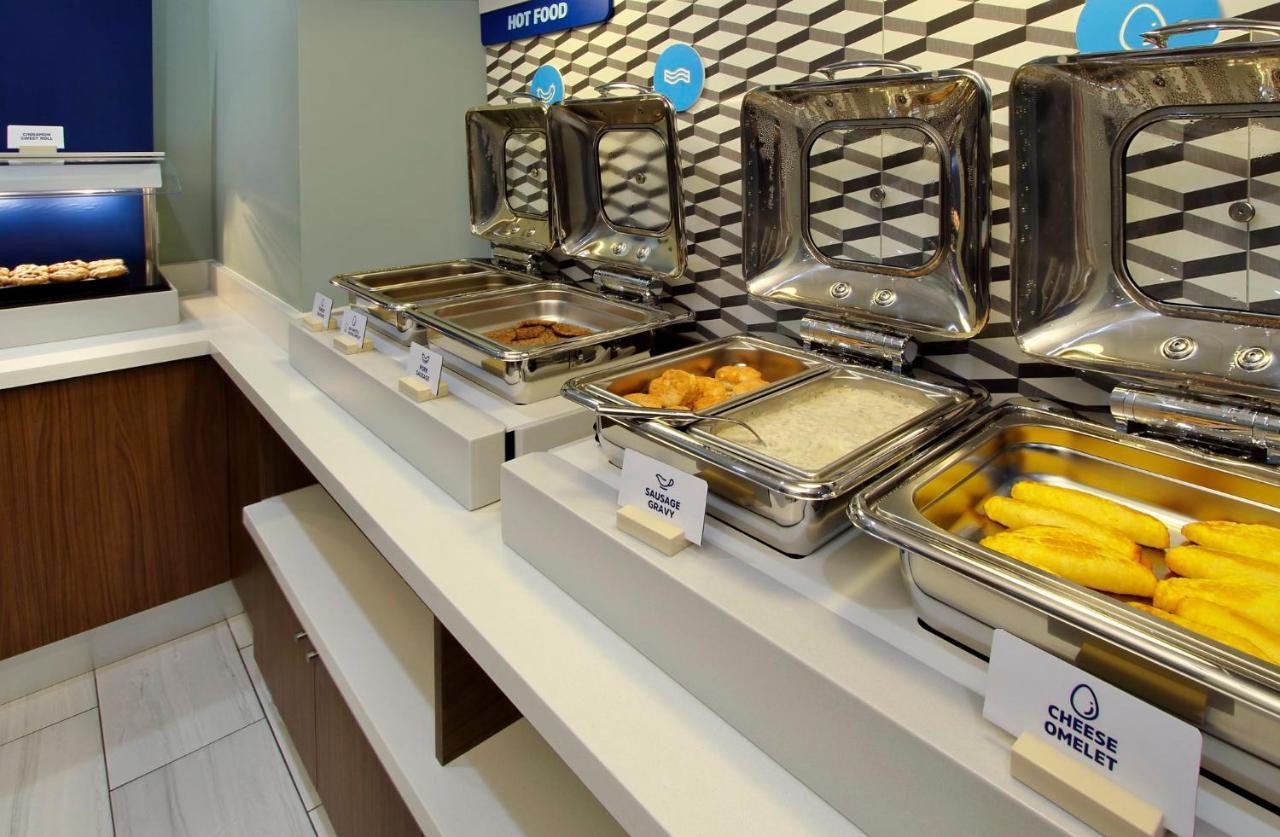 Holiday Inn Express & Suites Rhinelander By Ihg Екстер'єр фото