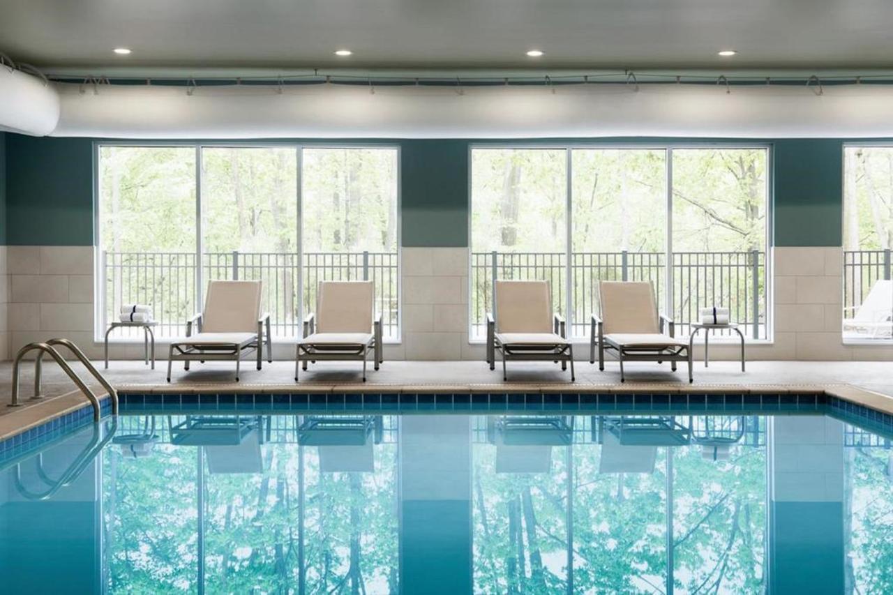 Holiday Inn Express & Suites Rhinelander By Ihg Екстер'єр фото