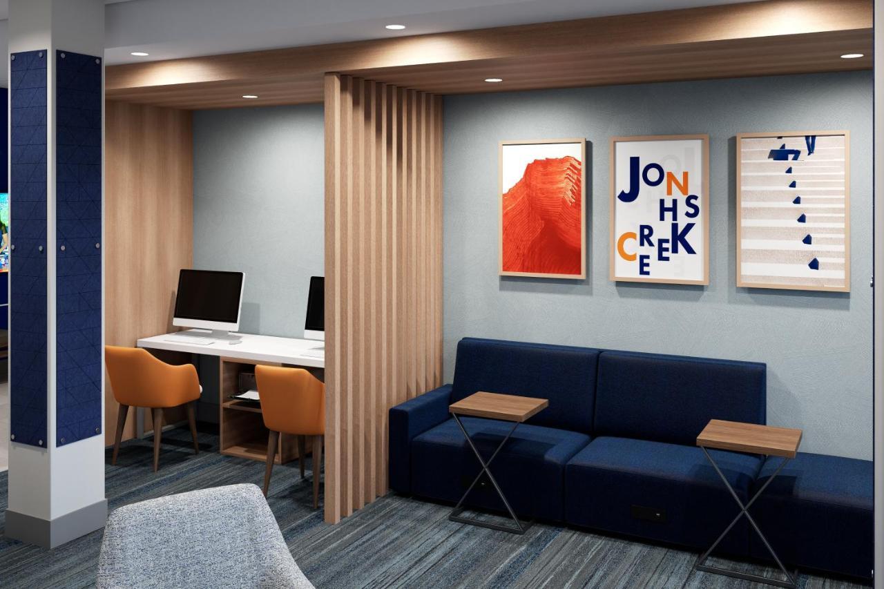 Holiday Inn Express & Suites Rhinelander By Ihg Екстер'єр фото