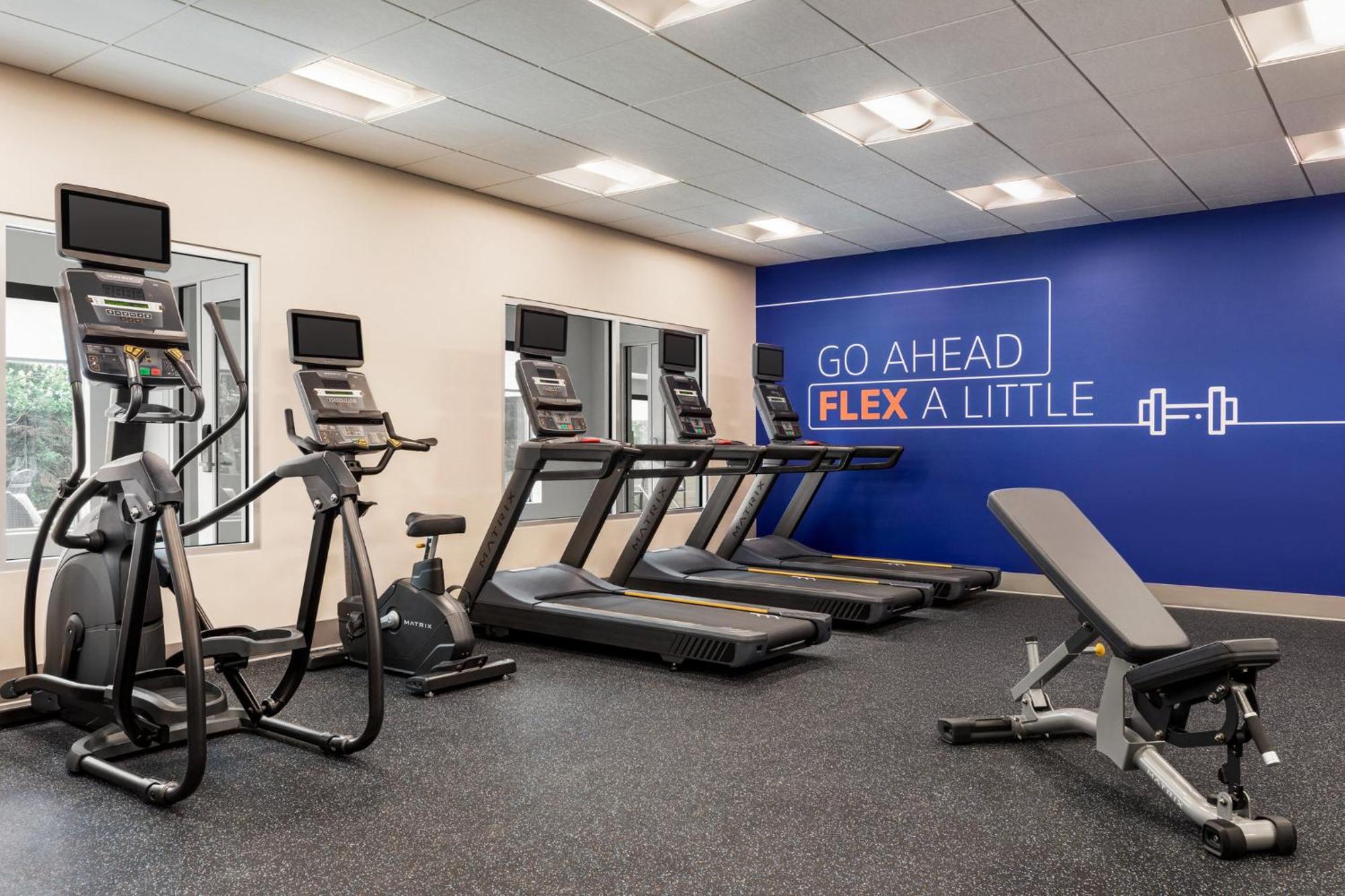 Holiday Inn Express & Suites Rhinelander By Ihg Екстер'єр фото